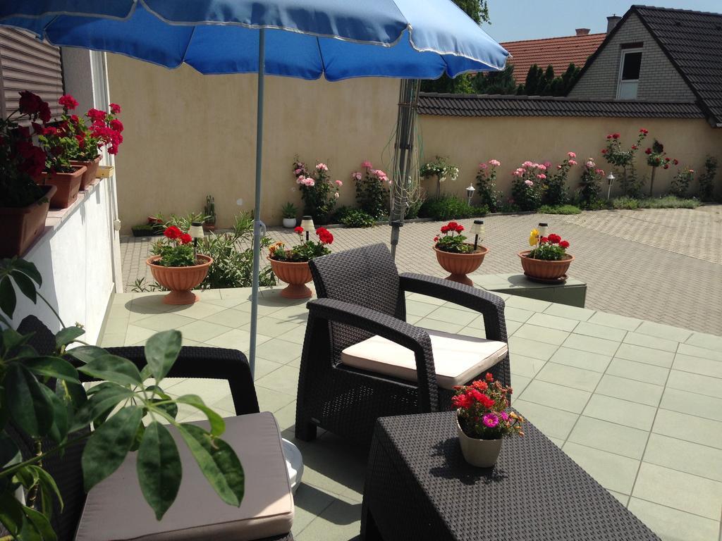Abszolut Vendeghaz Keszthely Extérieur photo