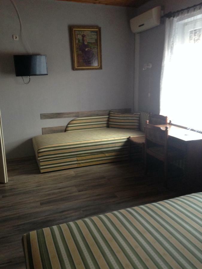 Abszolut Vendeghaz Keszthely Extérieur photo