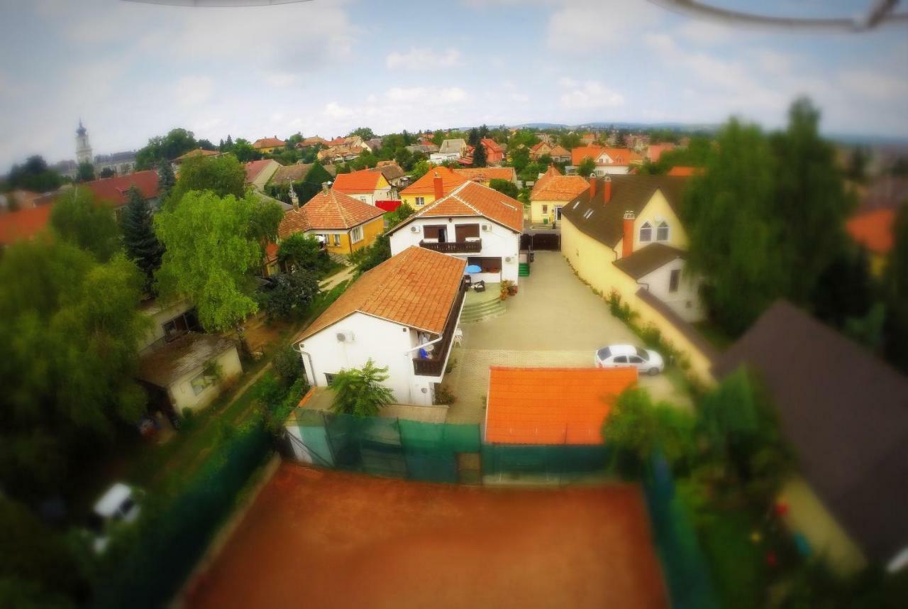 Abszolut Vendeghaz Keszthely Extérieur photo